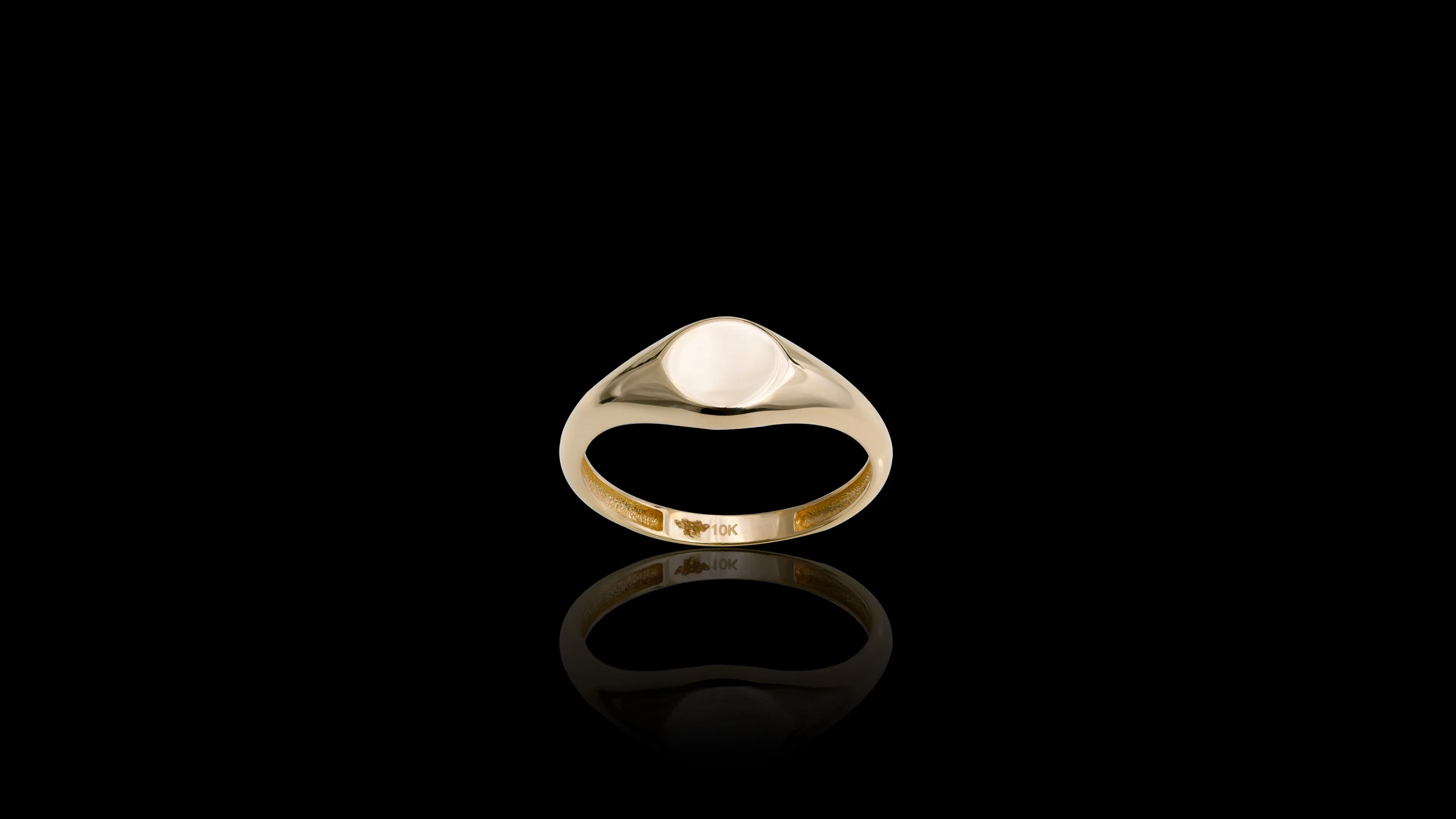 10K Yellow Gold Plain Round Signet Ring