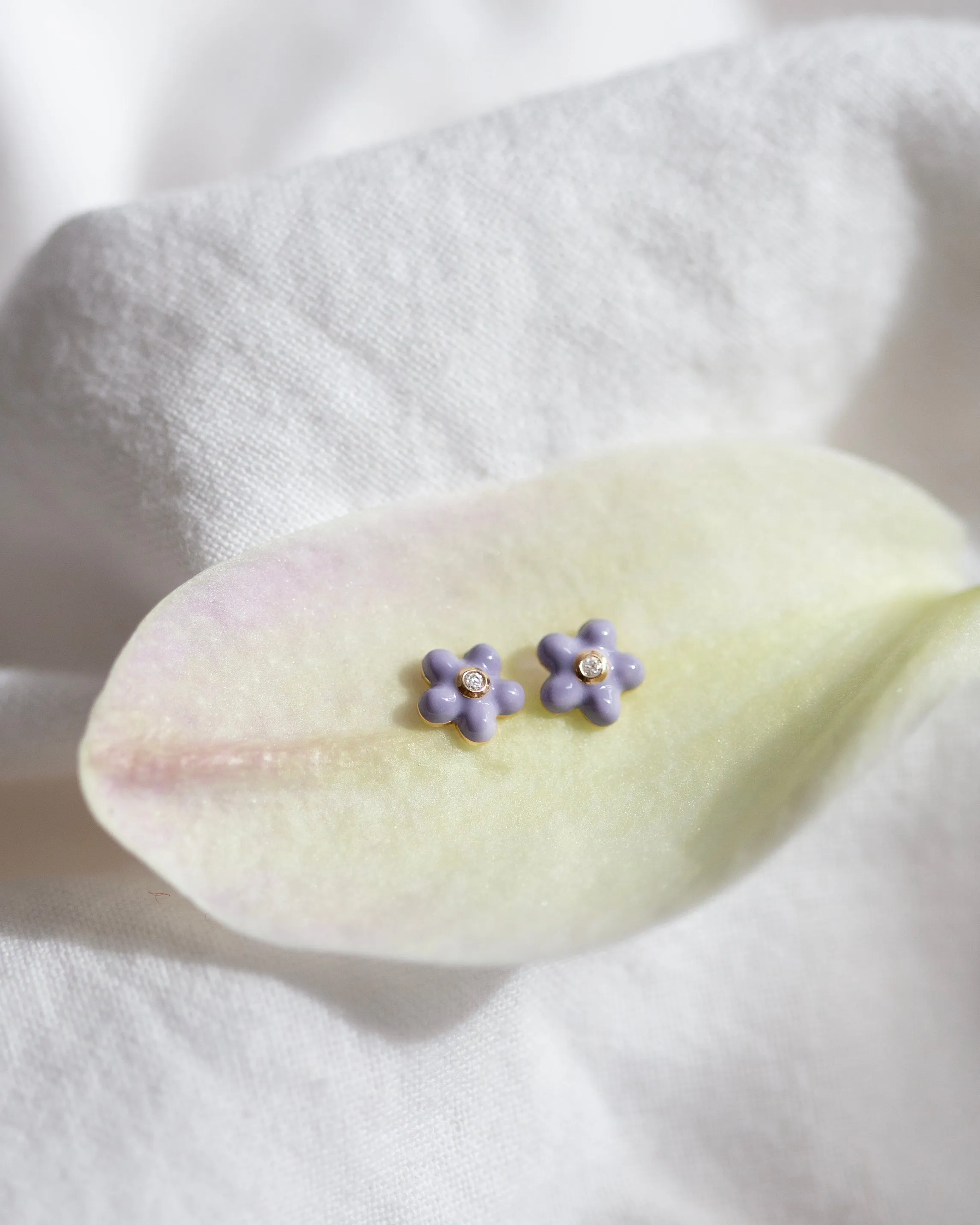 14k Violet Flower Stud Earrings