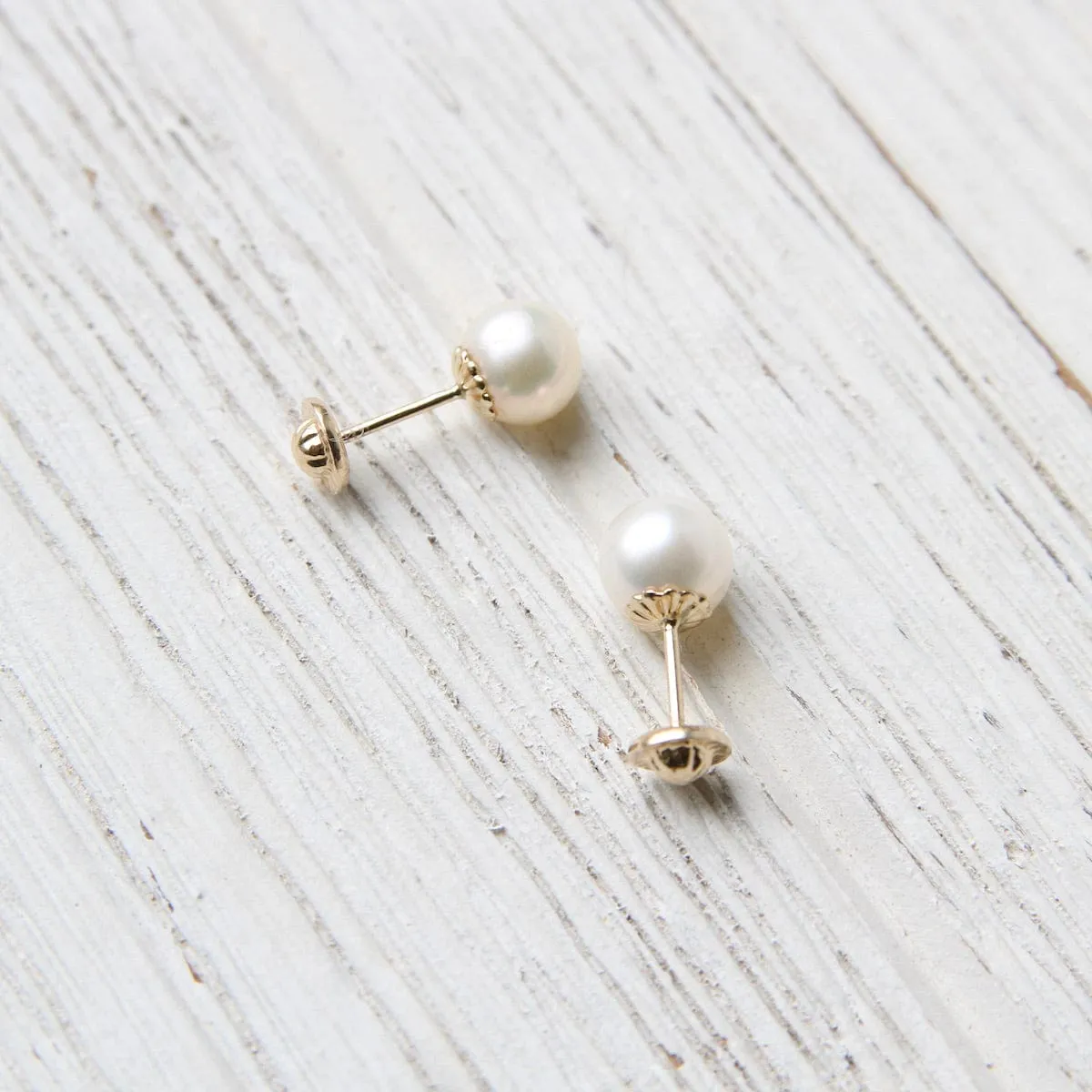 14k Yellow Gold 6mm Pearl Post Earrings