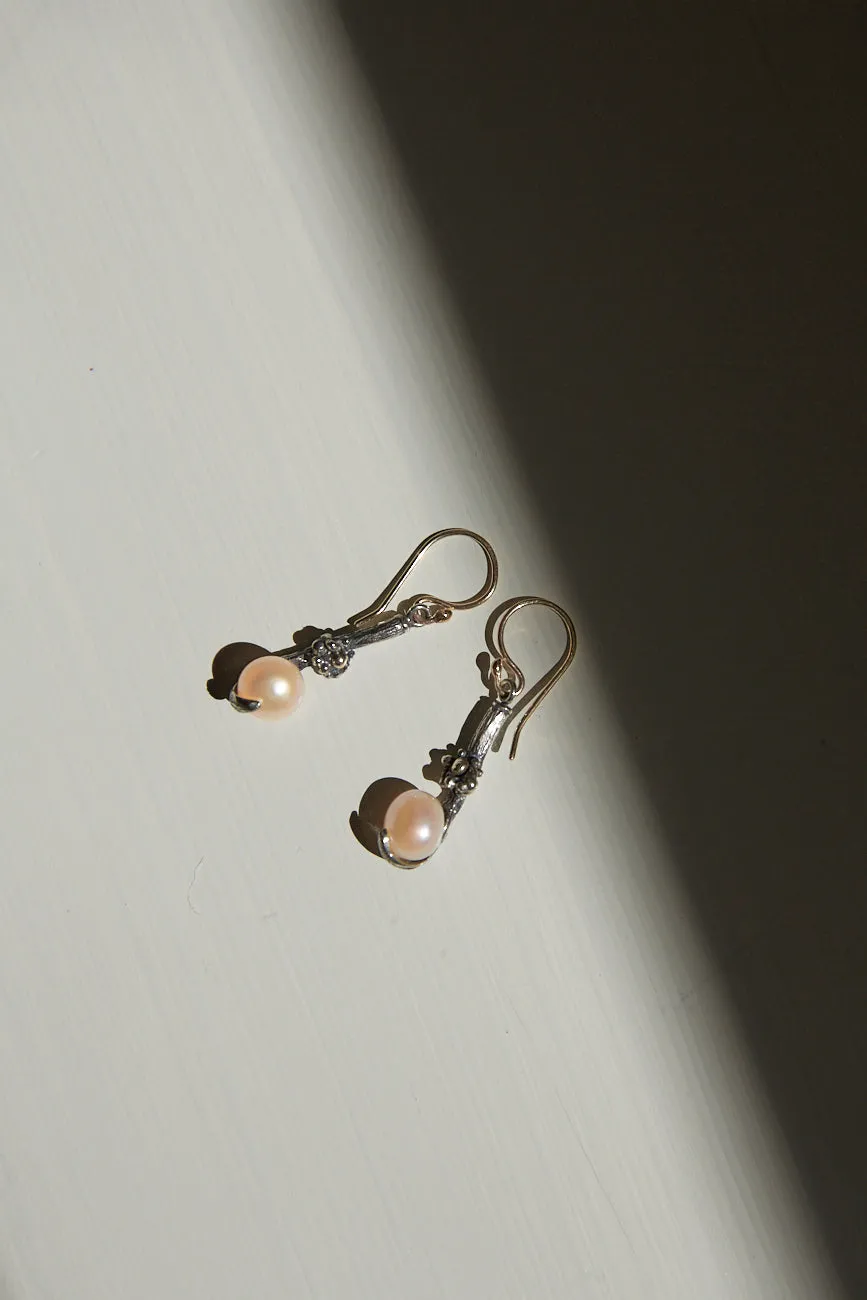 Floral Pearl Earrings