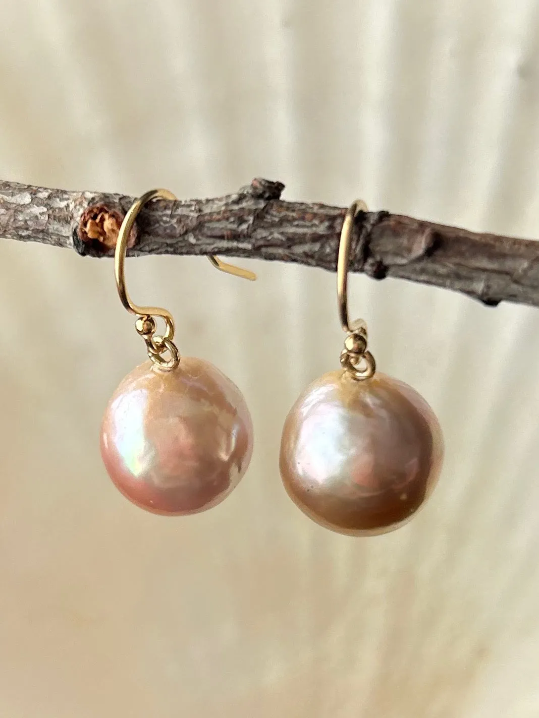 JAPAN KASUMI CHAMPAGNE BLUSH PINK SIMPLE DROP EARRINGS