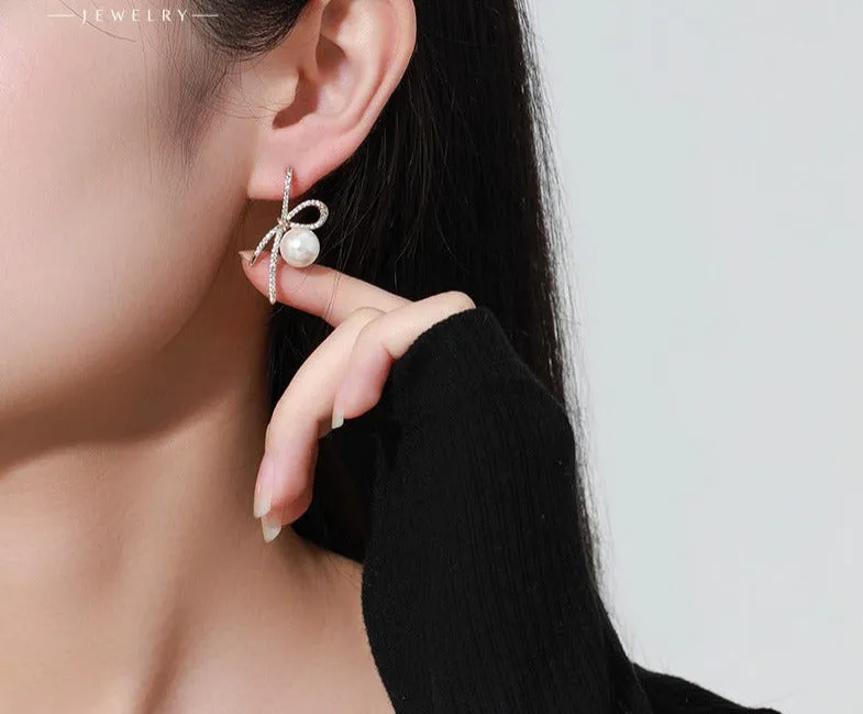 Light luxury niche design high-end bow imitation pearl earrings fashionable light luxury socialite retro temperament