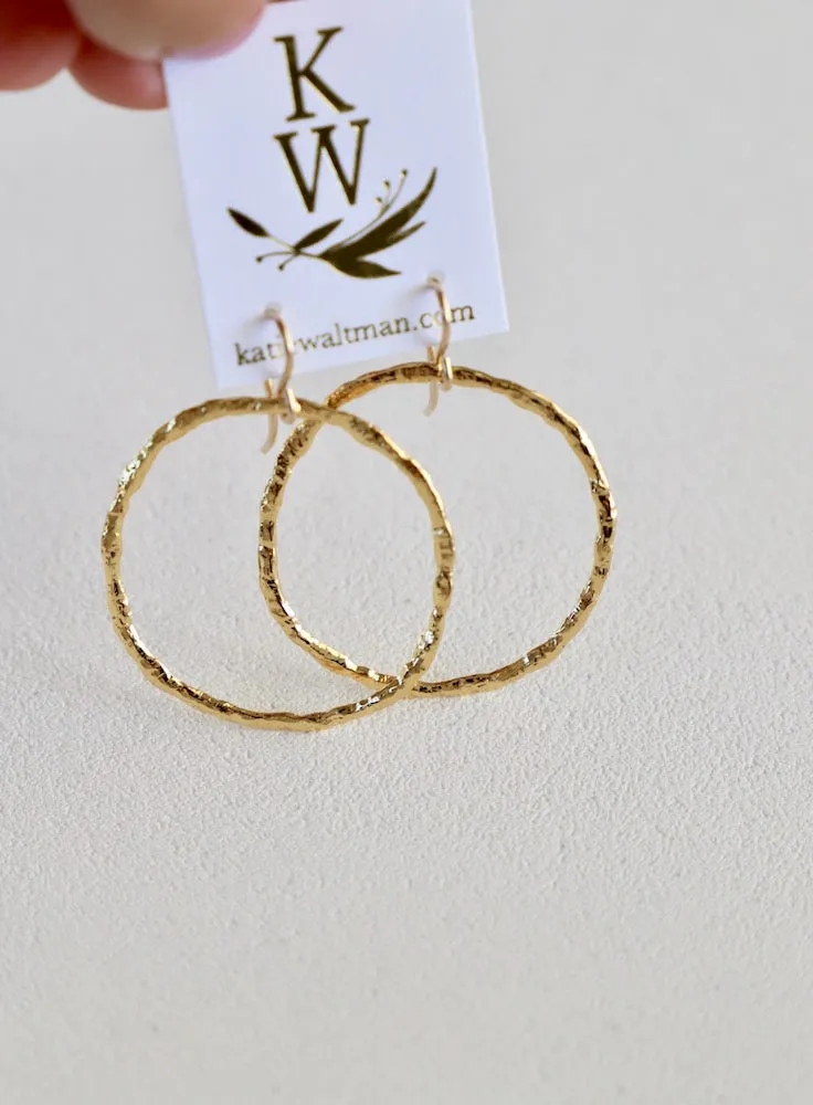 ORGANIC HAMMERED HOOP EARRINGS