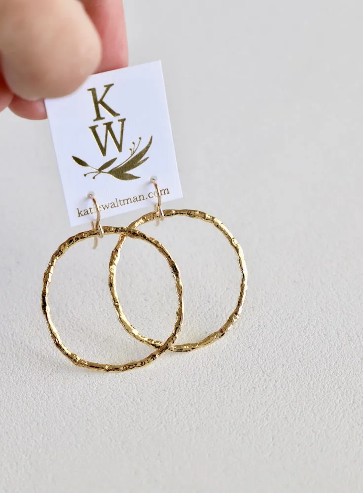 ORGANIC HAMMERED HOOP EARRINGS