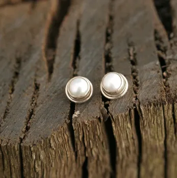 Pearl Studs