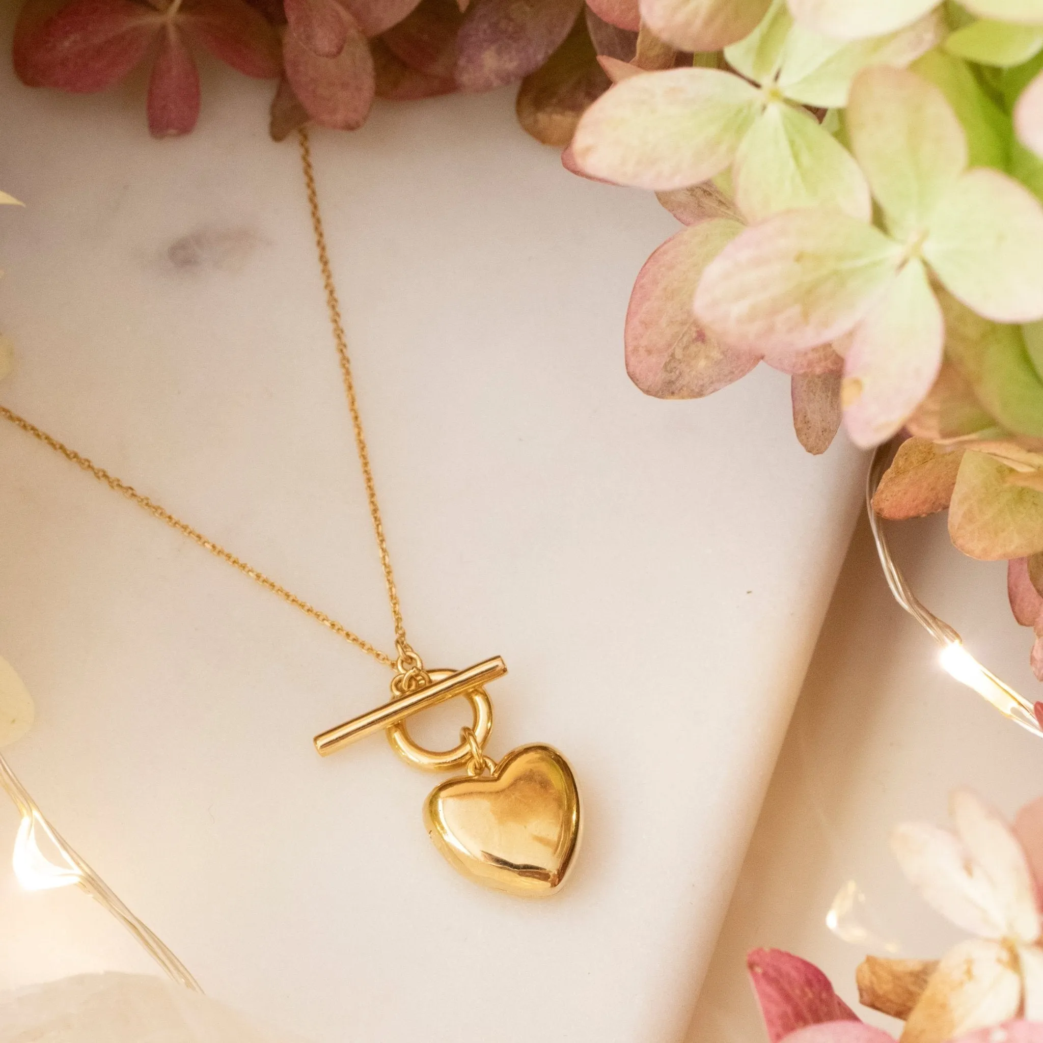 PRE-ORDER FRAICHE INSPIRE MINI SWEETHEART LOCKET NECKLACE - GOLD