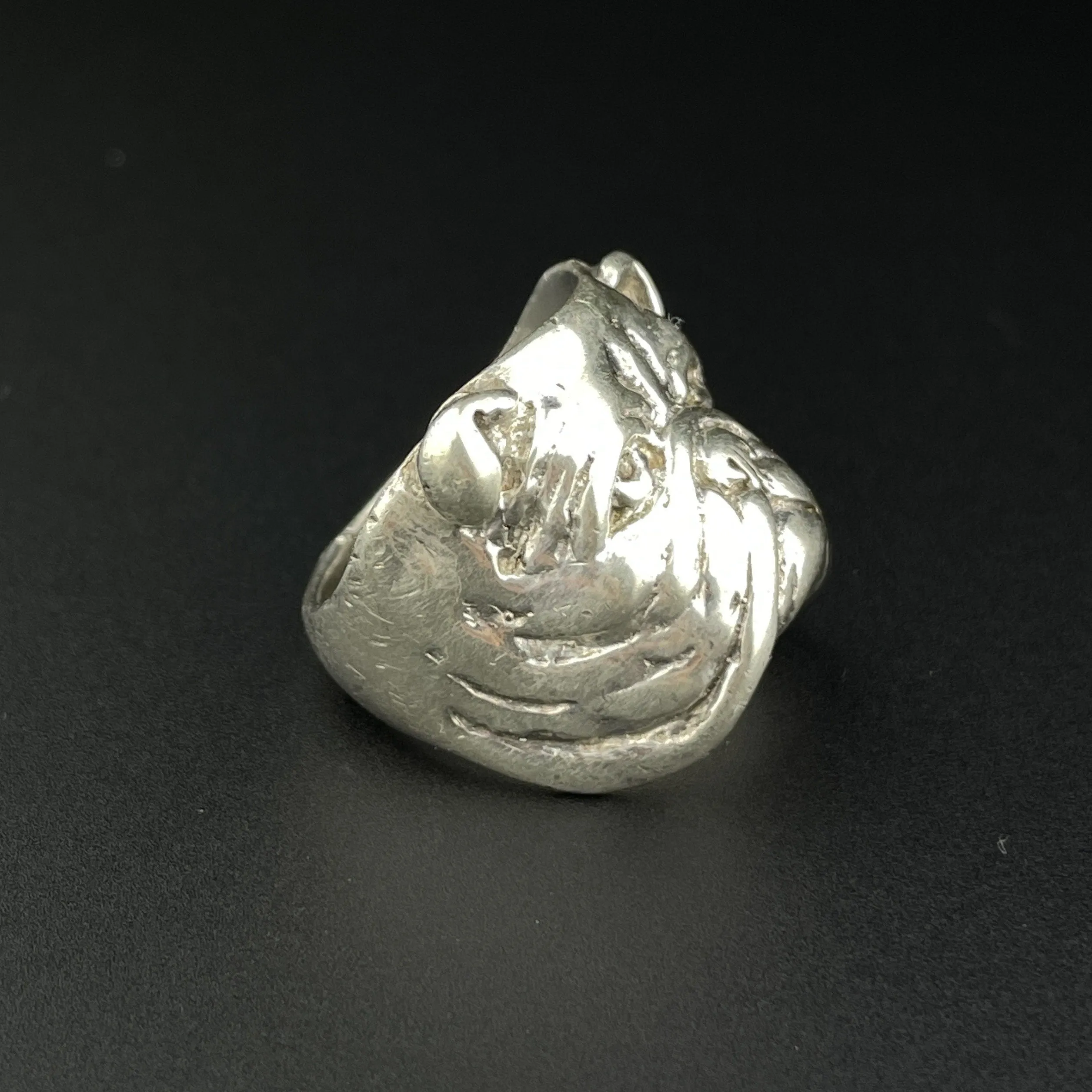 Vintage Heavy Signet Bulldog Ring, Sz 6.5