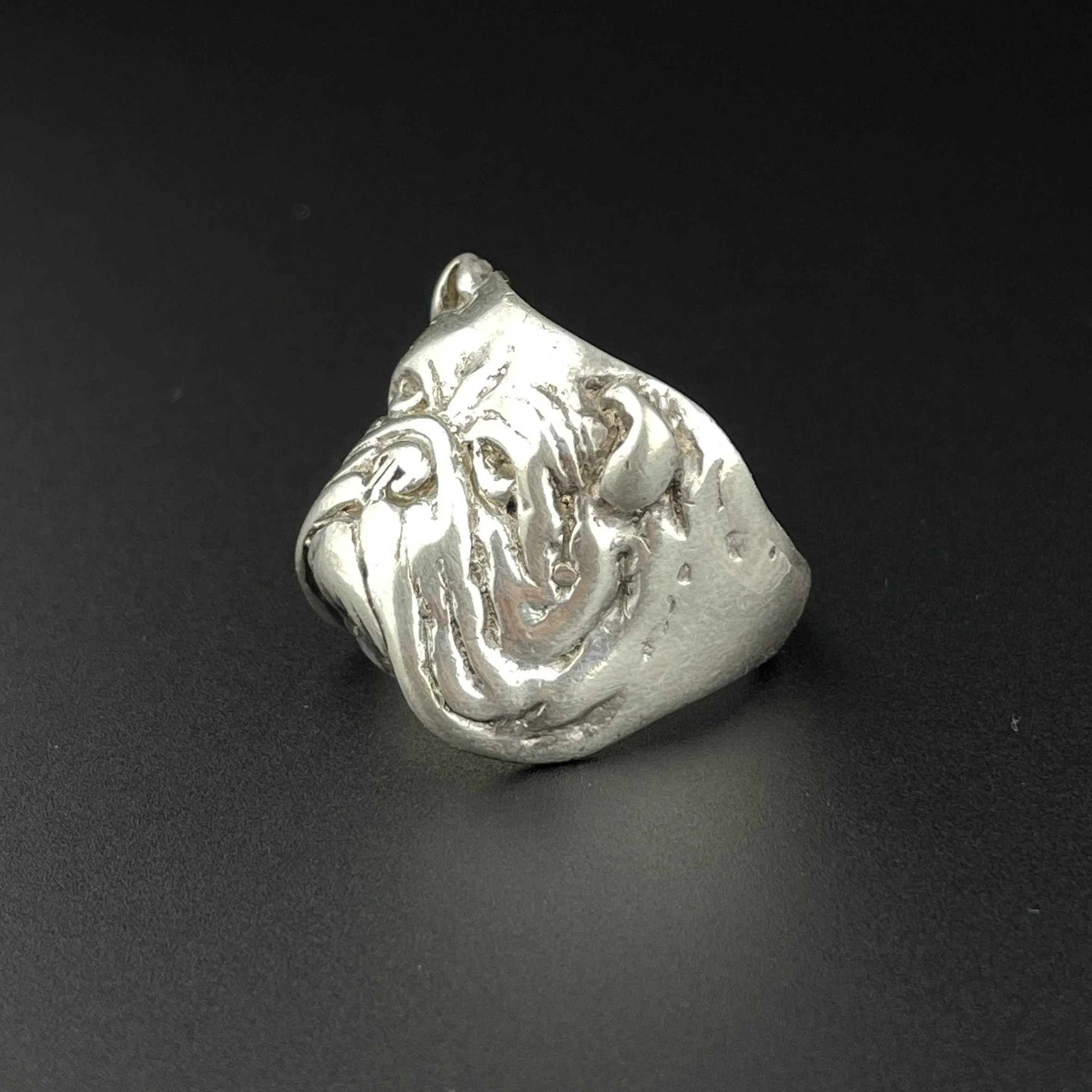 Vintage Heavy Signet Bulldog Ring, Sz 6.5