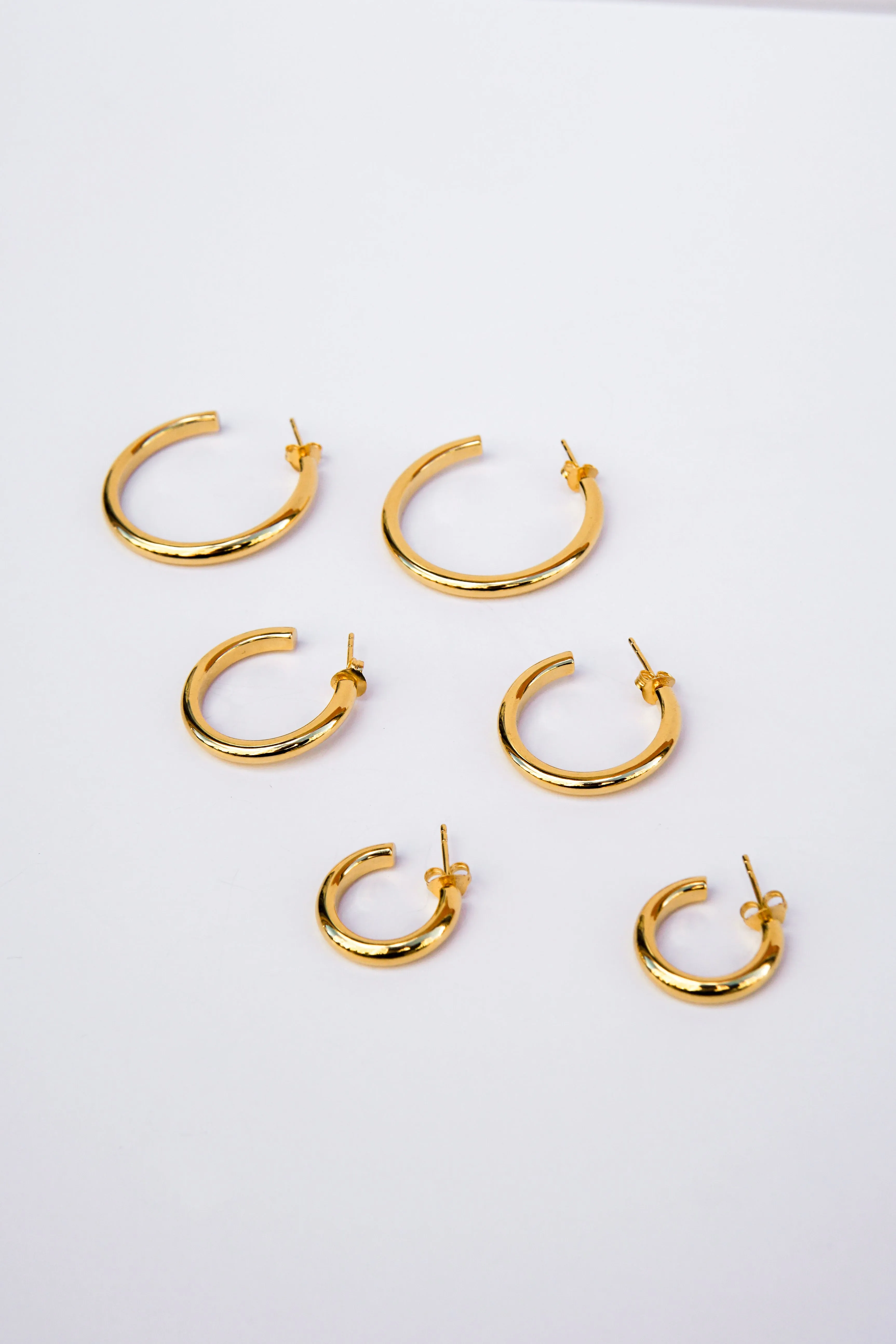 Wanderlust Classic Hoop Gold Plated (18mm)